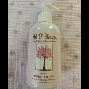 Lil O blossom silky lotion